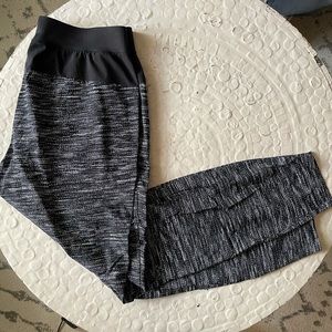Lululemon men’s ‘In Mind’ pants